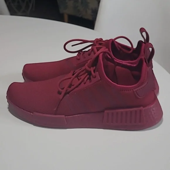 Adidas NMD R1 Shoes - Picture 2 of 5